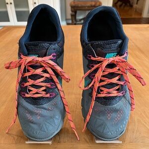 Nike Zoom Kigor 2 women’s size 6 sneakers gray trail running shoes grind soles